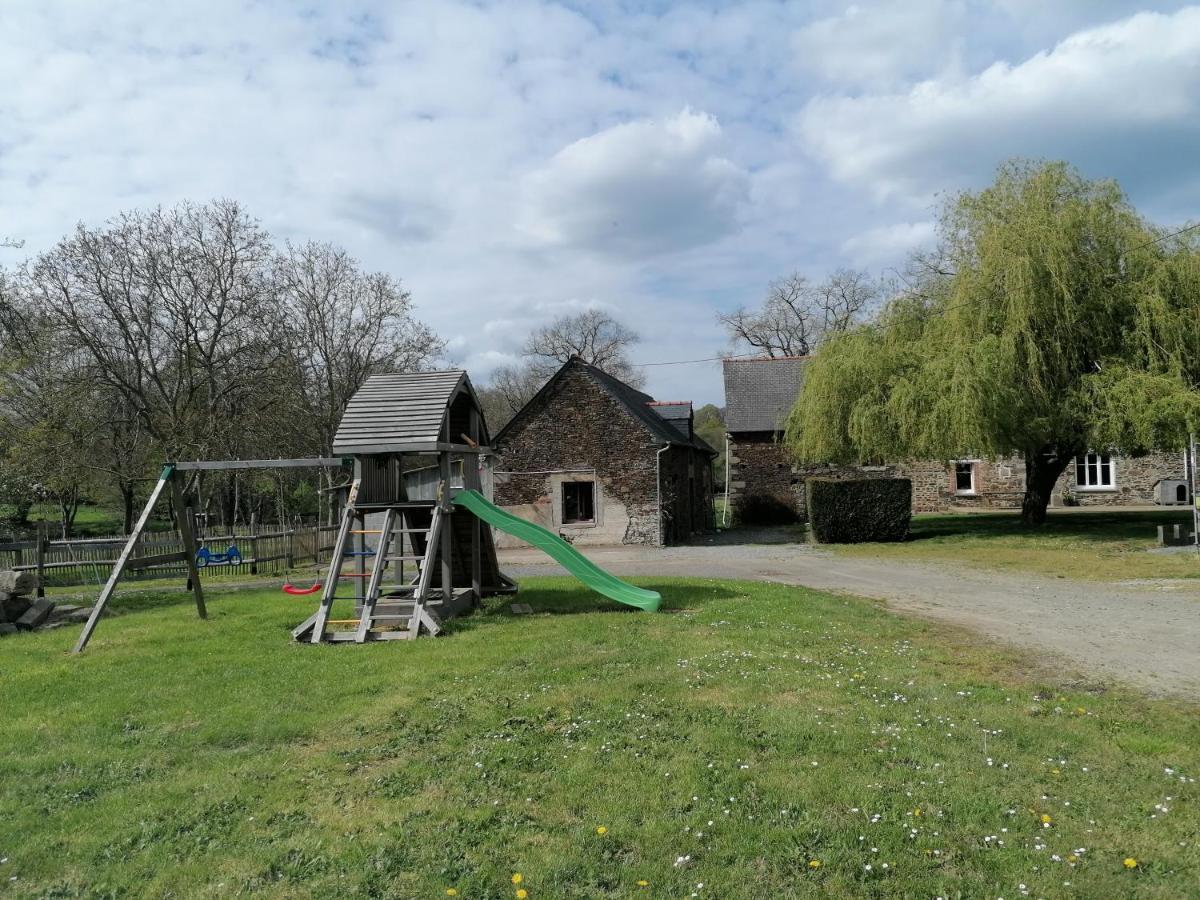 Les Petites Rives De La Motte Vila Pleugueneuc Exterior foto